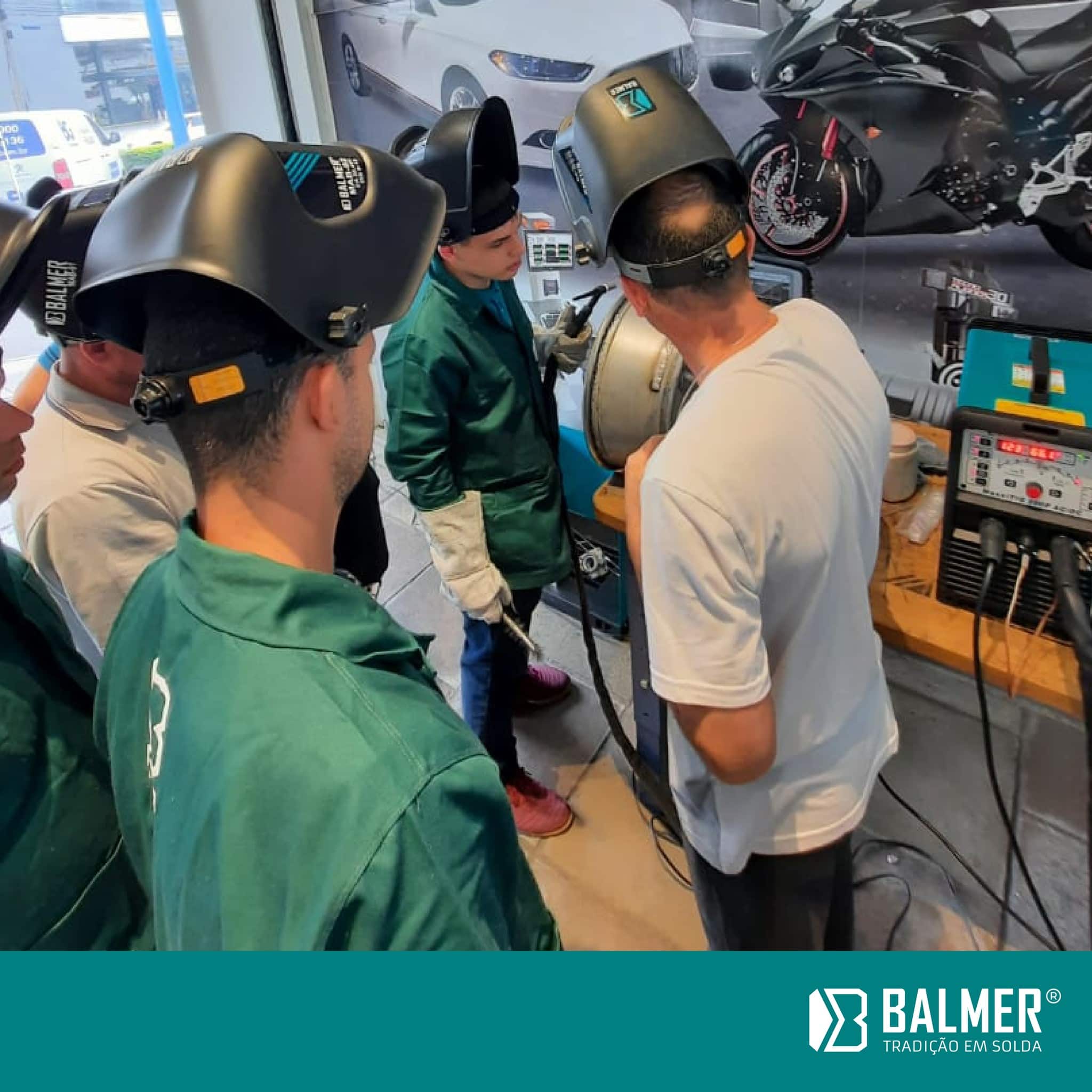 BALMER PARTICIPA DE CURSO DE SOLDAGEM NA BG FERRAMENTAS