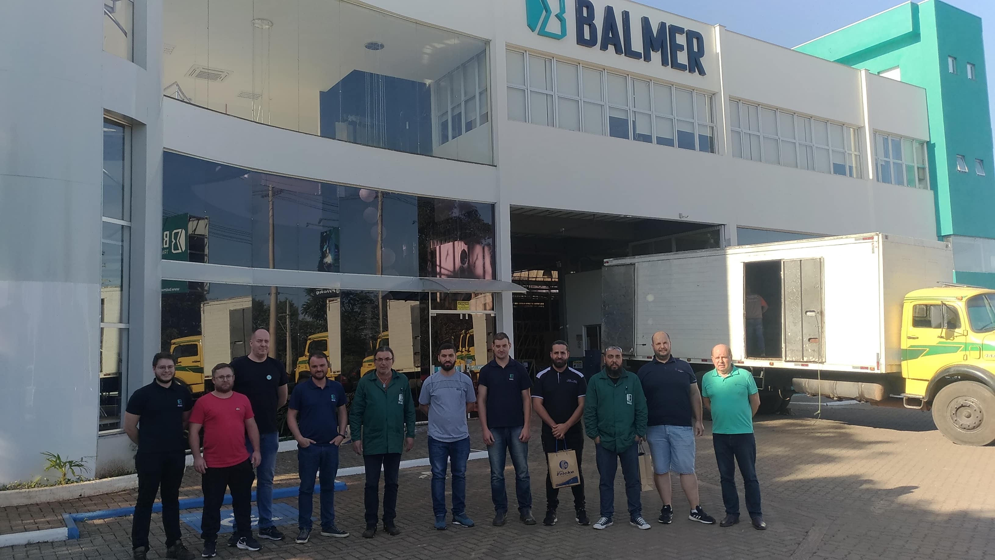 BALMER REALIZA TREINAMENTO COM ASSISTENTES TCNICOS