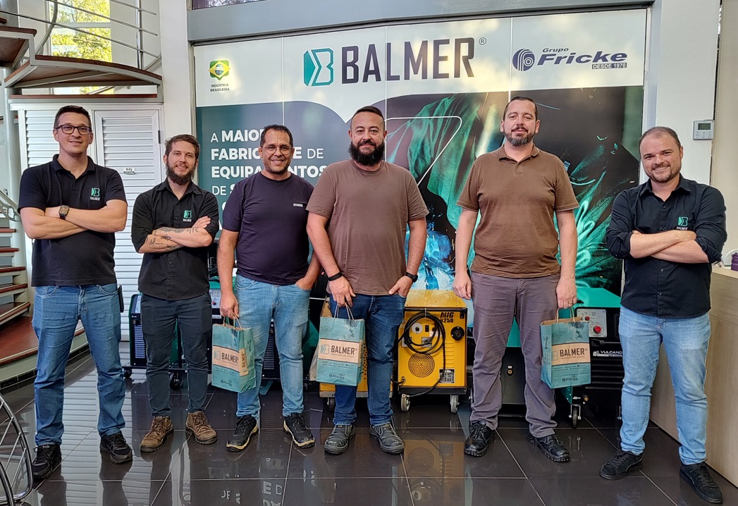 BALMER recebe Mercedes-Benz e Contric e evidencia sua for�a produtiva